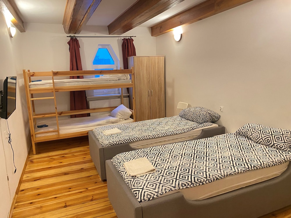 Hostel Sweet Dream Accommodations 21/50
