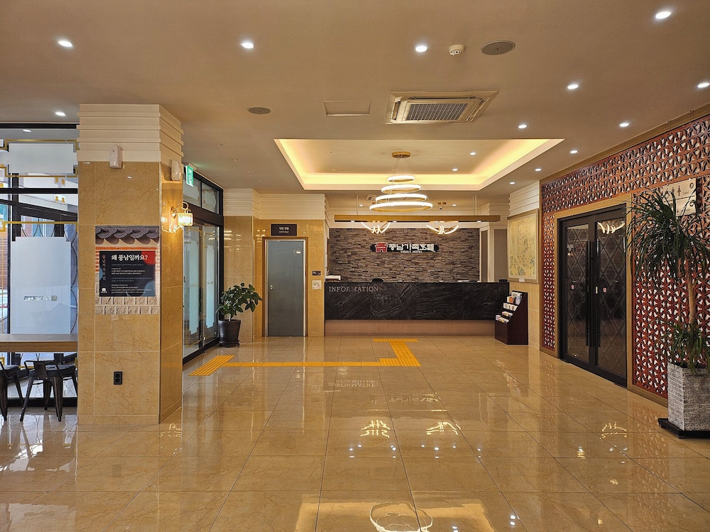 Jeonju Pungnam Family Hotel 4/50