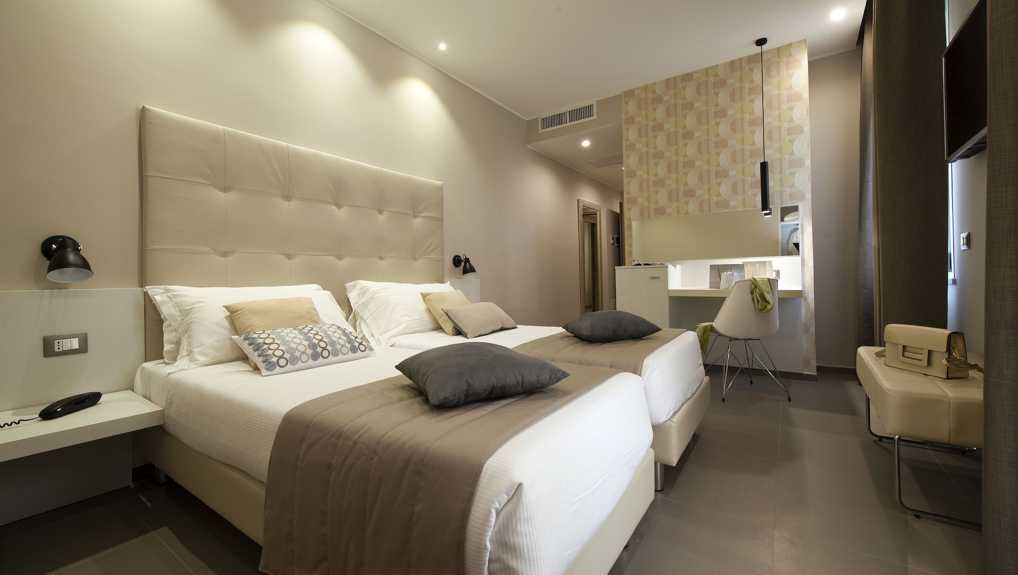 SUPERIOR, DOUBLE OR TWIN BED, TERRACE