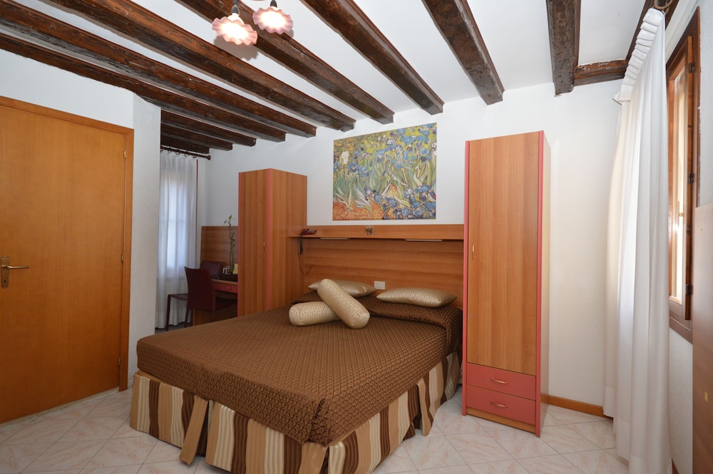 Albergo Marin 24/50