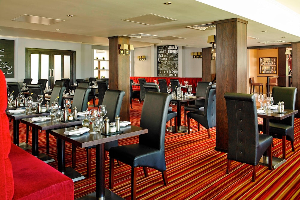 Delta Hotels By Marriott York 23/29