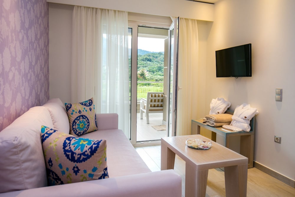 Lobelia Luxury Suites 23/50