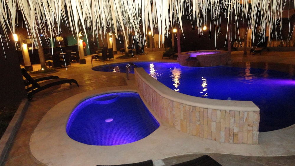 Hotel Colono Beach 11/73