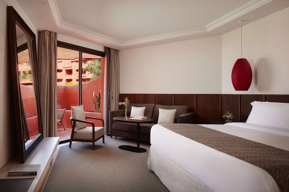 Grand Deluxe Room Garden View