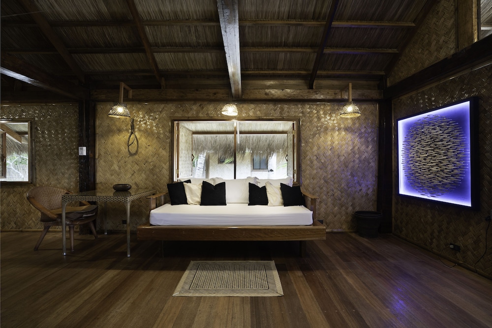 FLOWER ISLAND RESORT 43/71