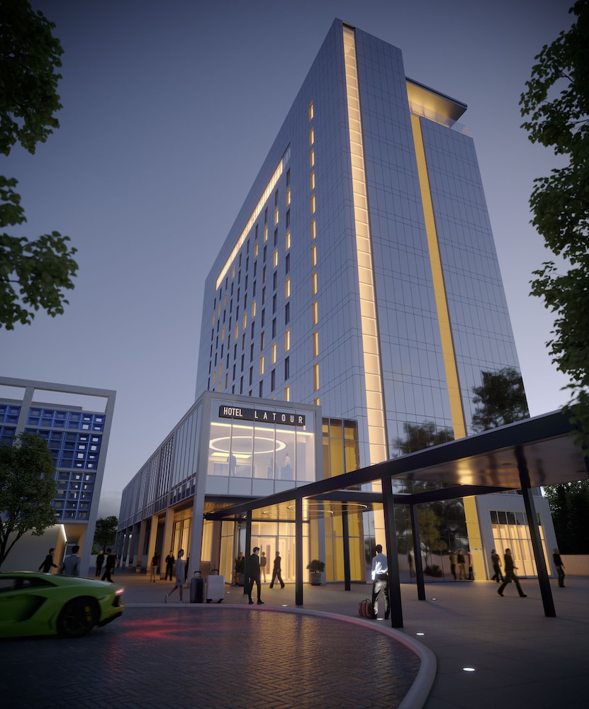 Hotel La Tour in MILTON KEYNES