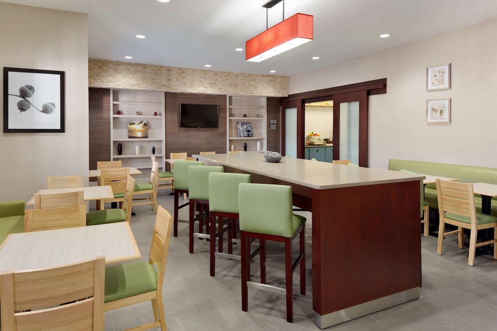 Country Inn & Suites by Radisson, Brunswick I-95, GA 17/19