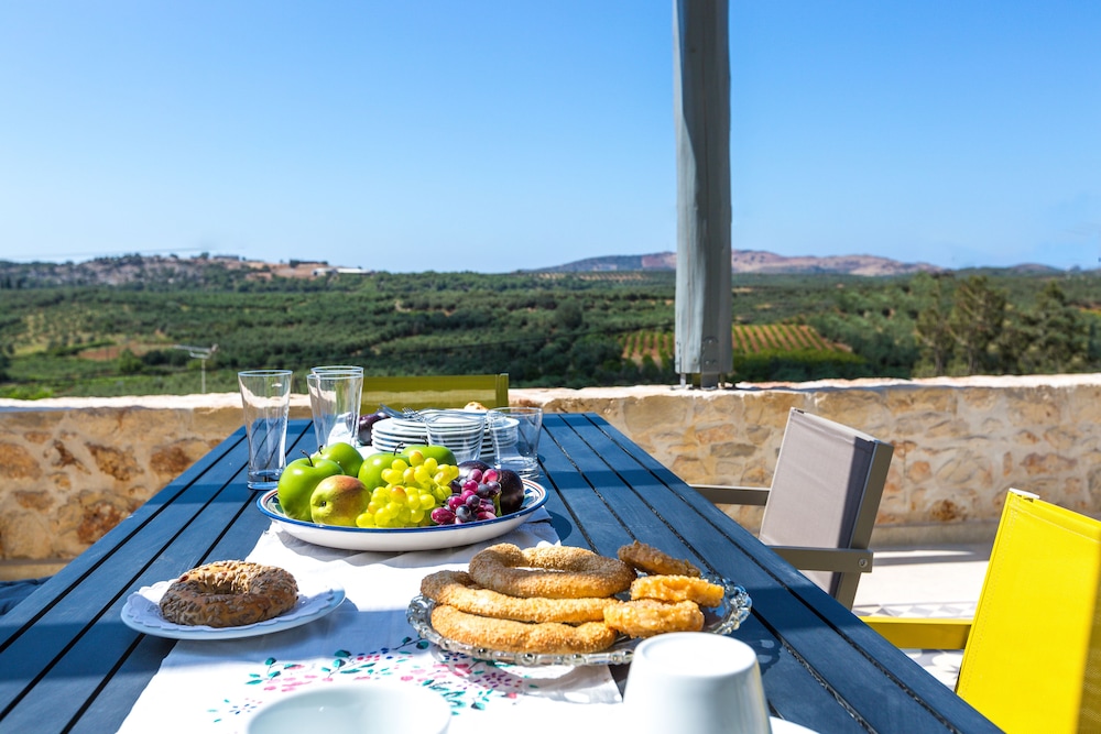 Erondas Cretan Country Villas 33/50