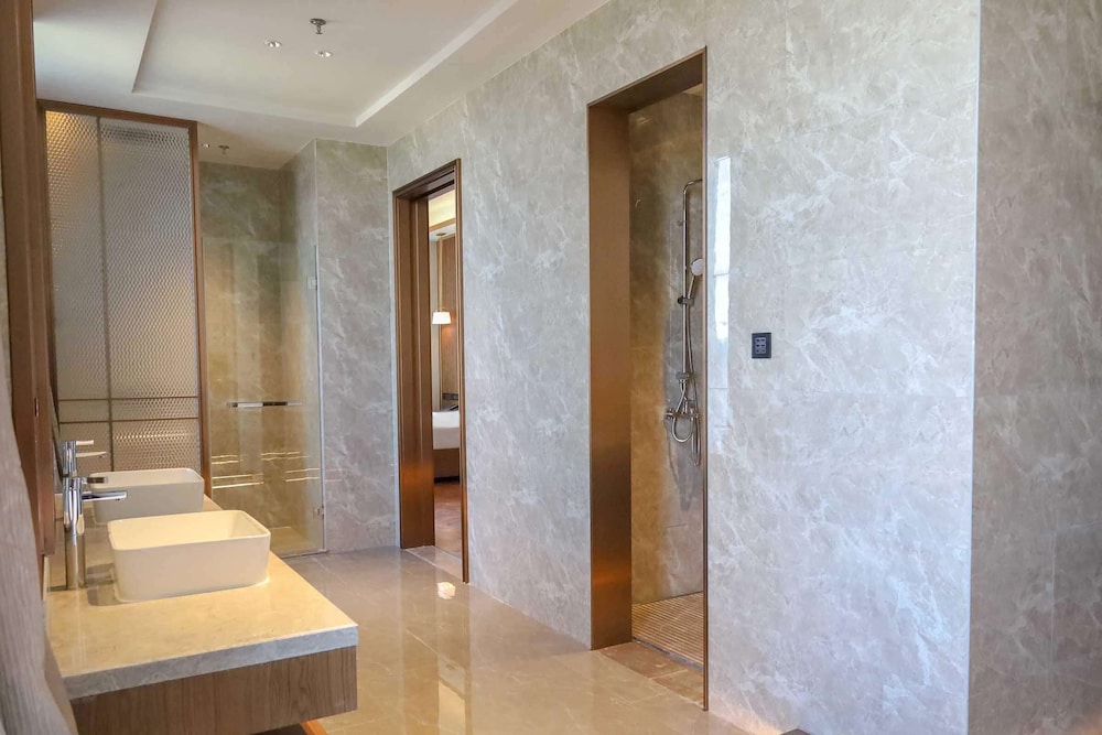 Howard Johnson Optics Valley Hotel Wuhan 15/34