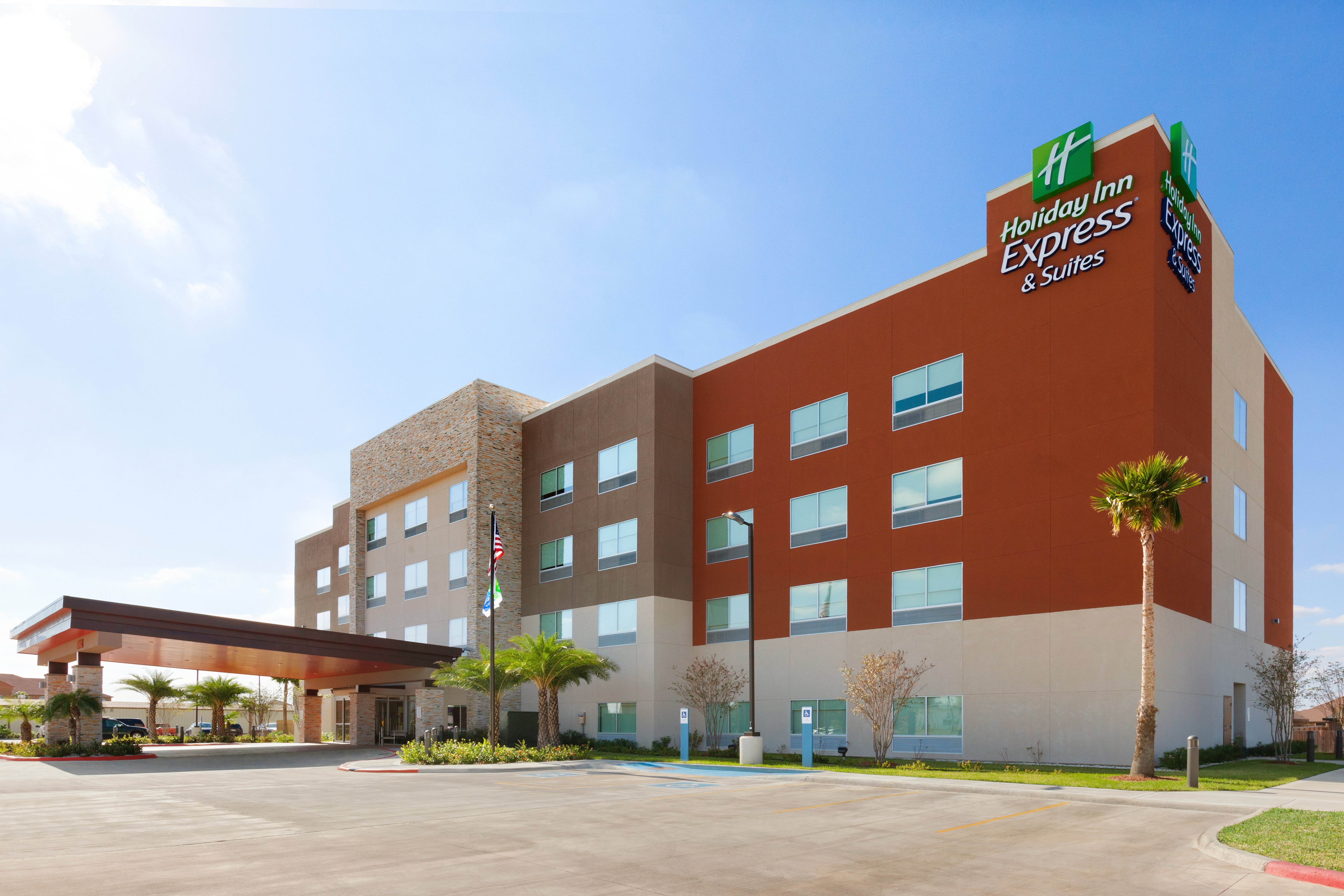 Holiday Inn Express And Suites Edinburg Mcallen Area 50/51