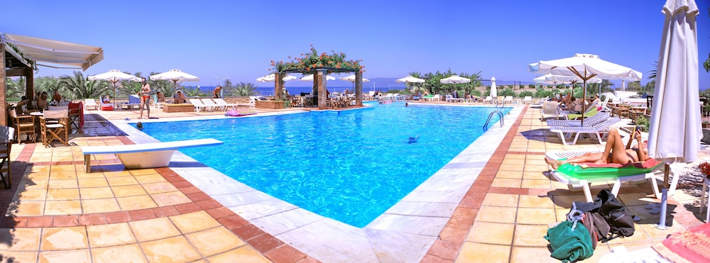 Panselinos Hotel 10/36