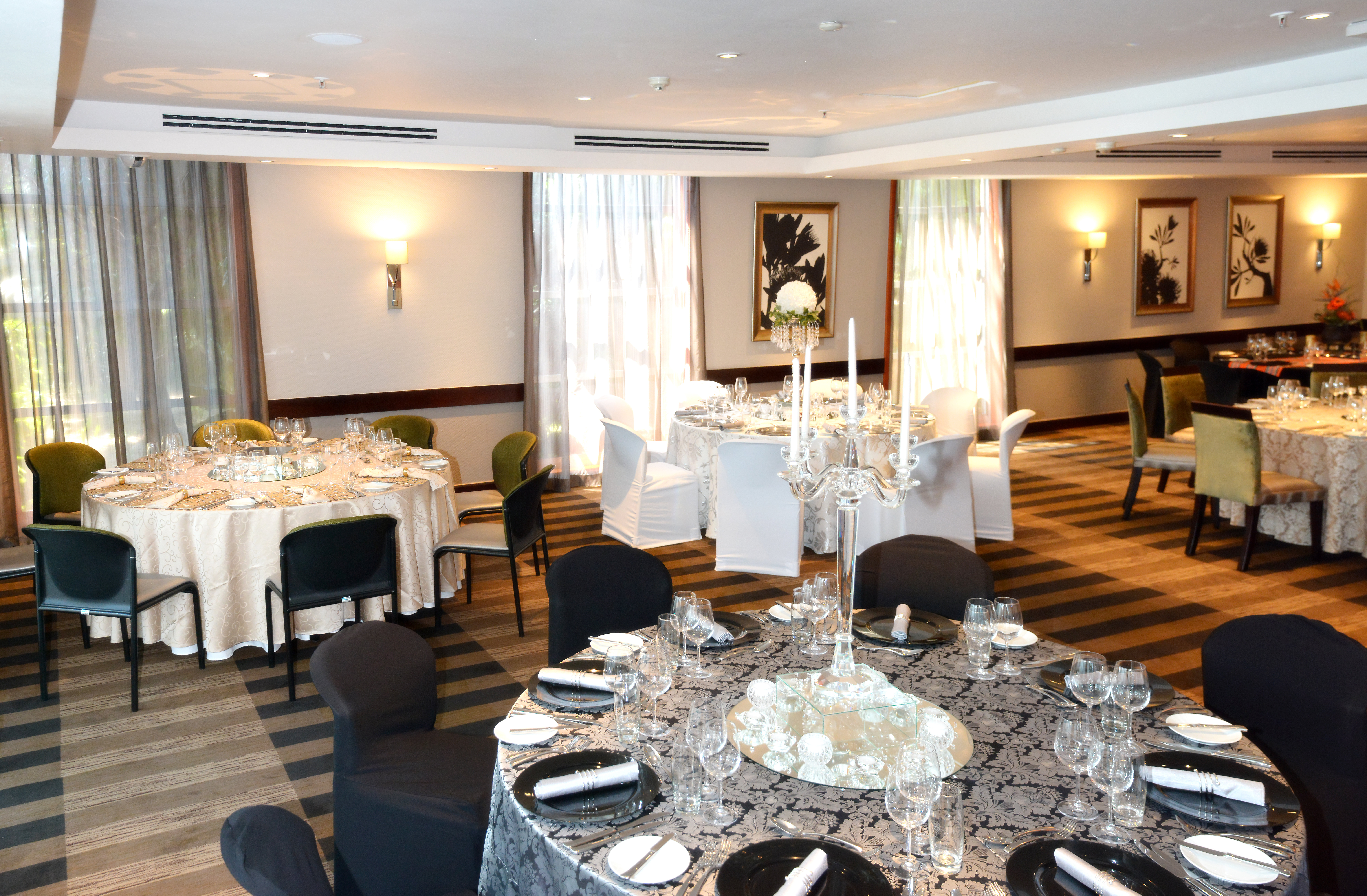 Intercontinental Johannesburg O R Tambo Airport 33/45