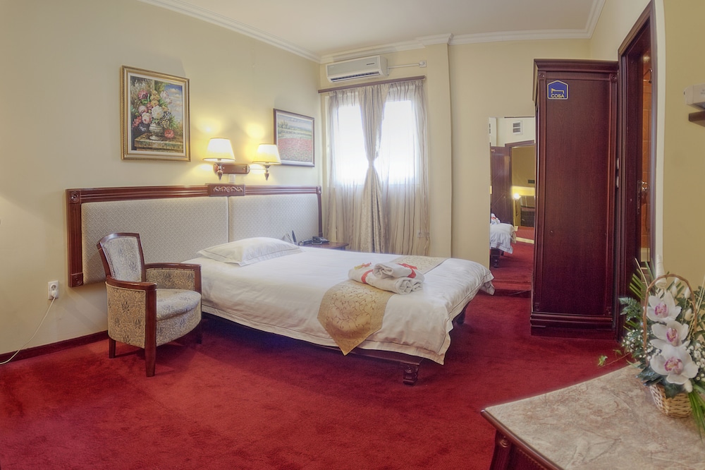 Planeta Inn Hotel 17/50