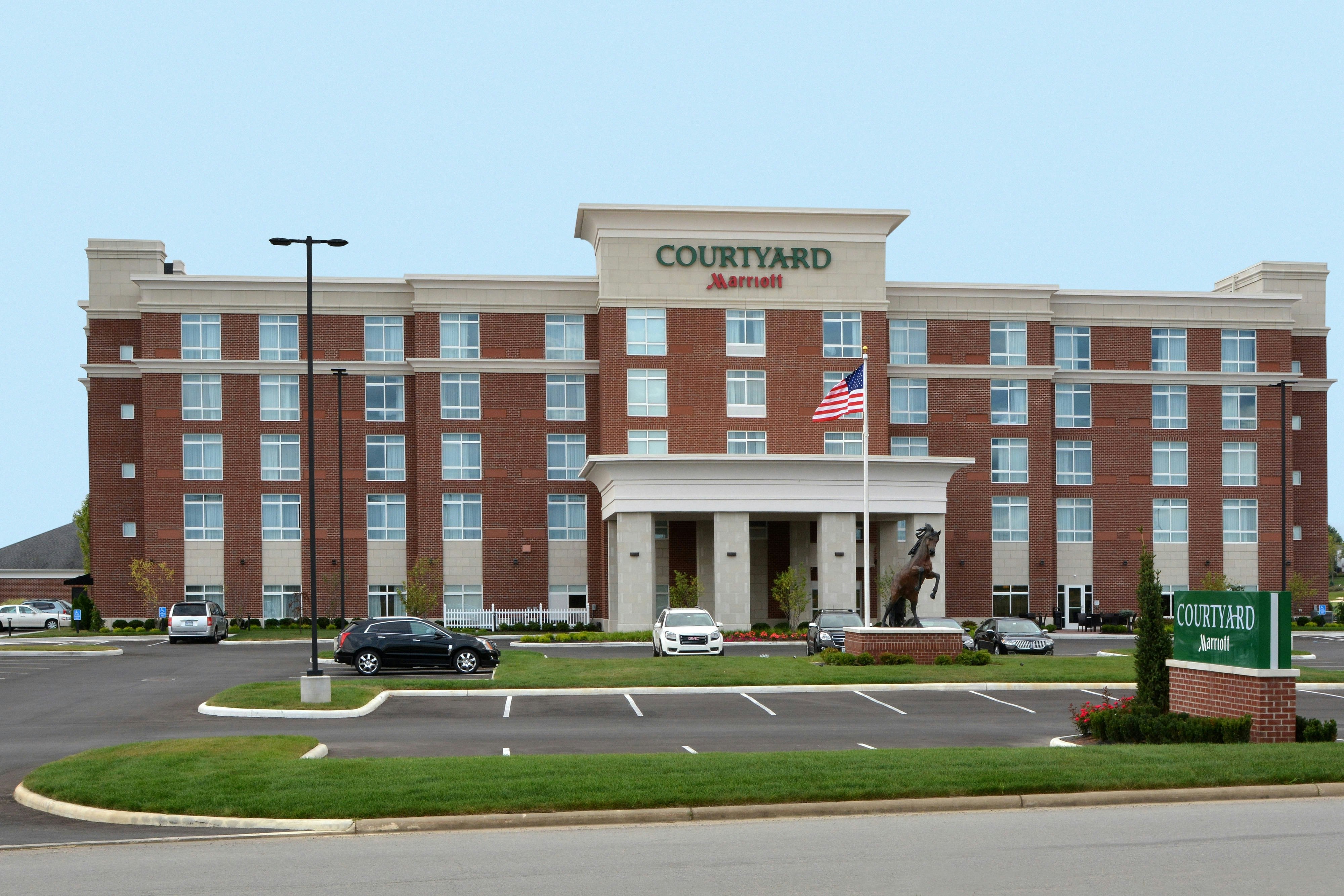 Courtyard By Marriott Youngstown Canfield 15/15