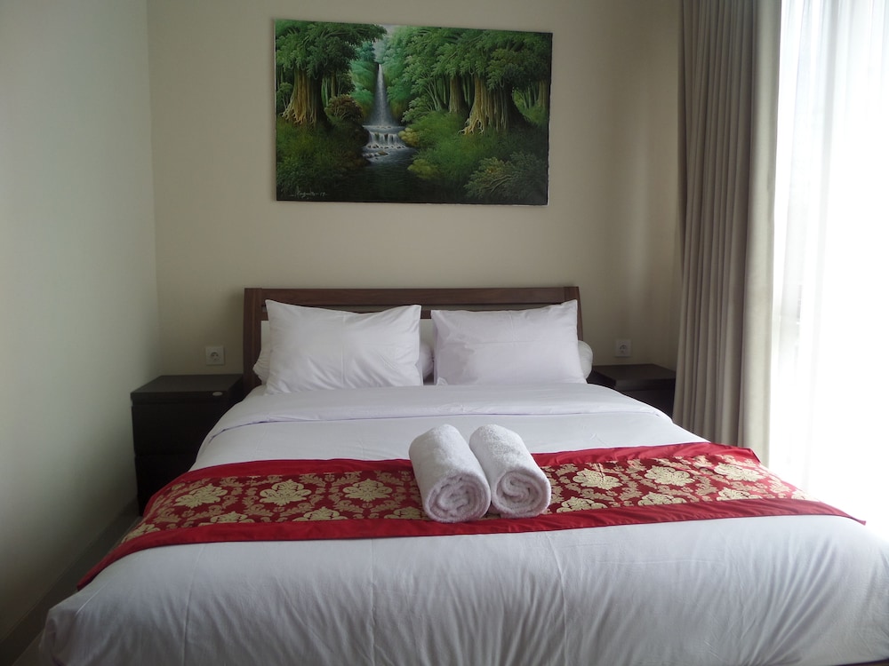 Royal Majesty Villas 15/71