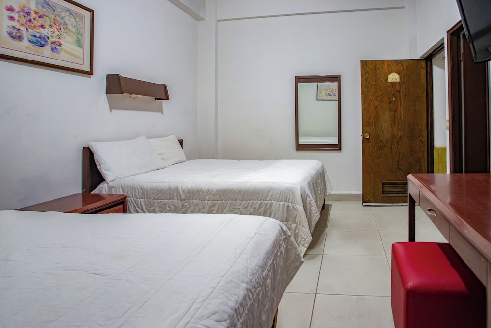 Premier Hotel 25/40