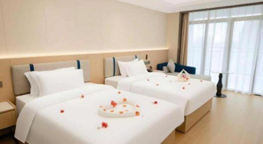 Sanya International 20/64