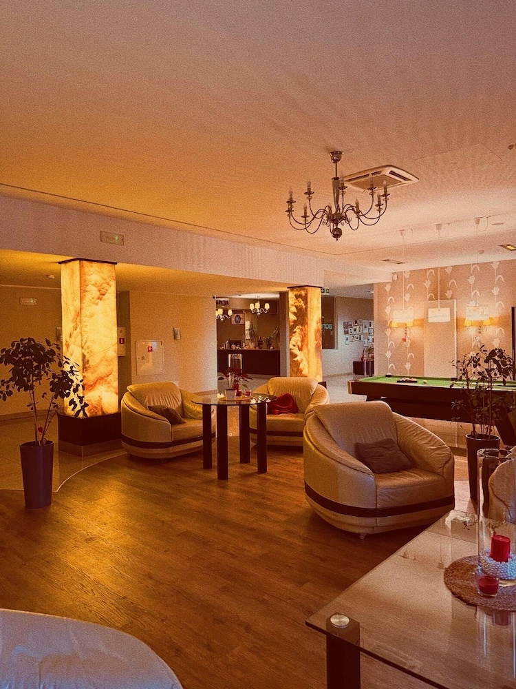 Borowiecki Hotel 76/89