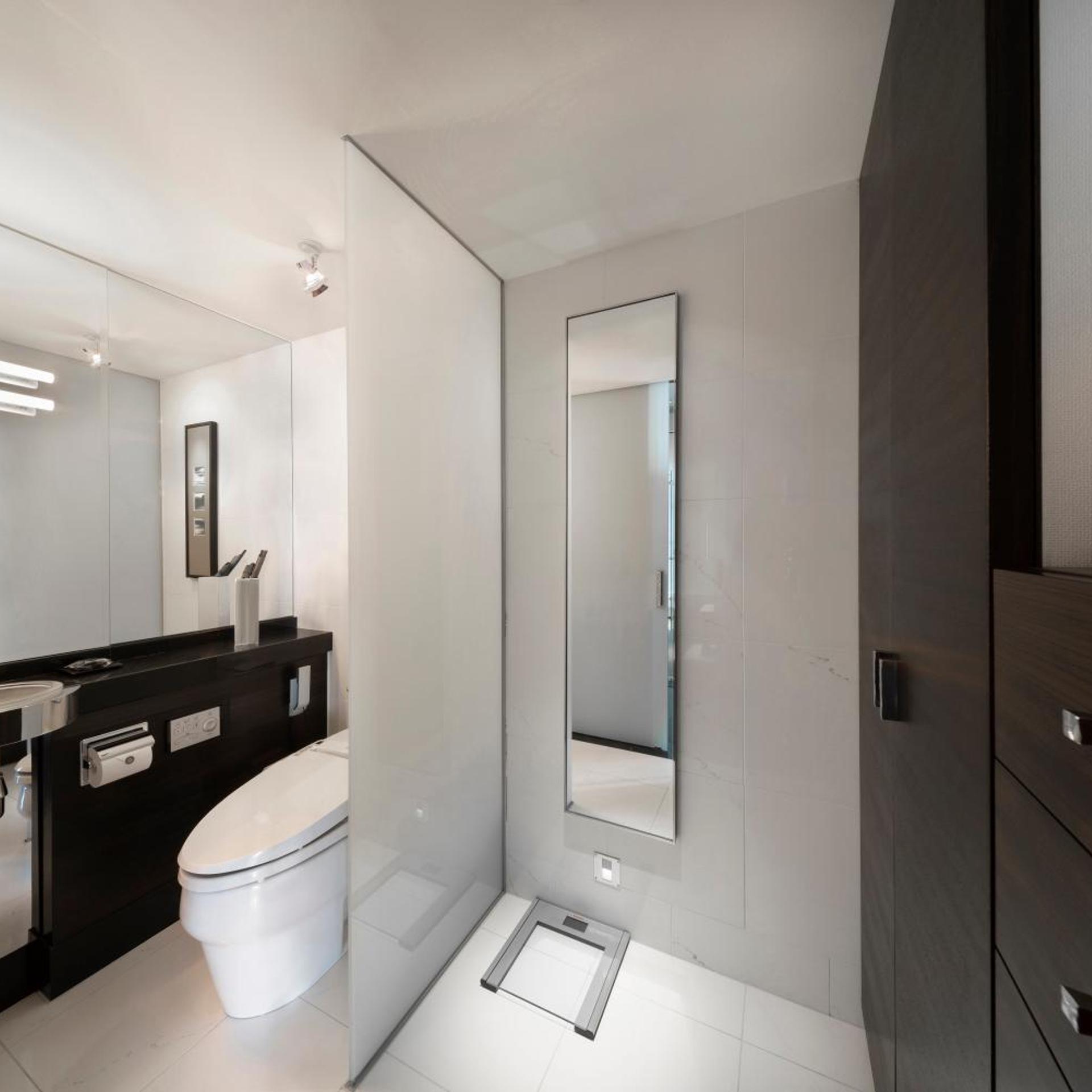 EXECUTIVE HOUSE ZEN Deluxe Double (45sqm)