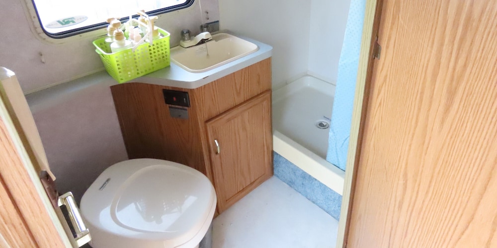 Osaka Hokko Marina Resort Guest House - Caters to Women 49/50