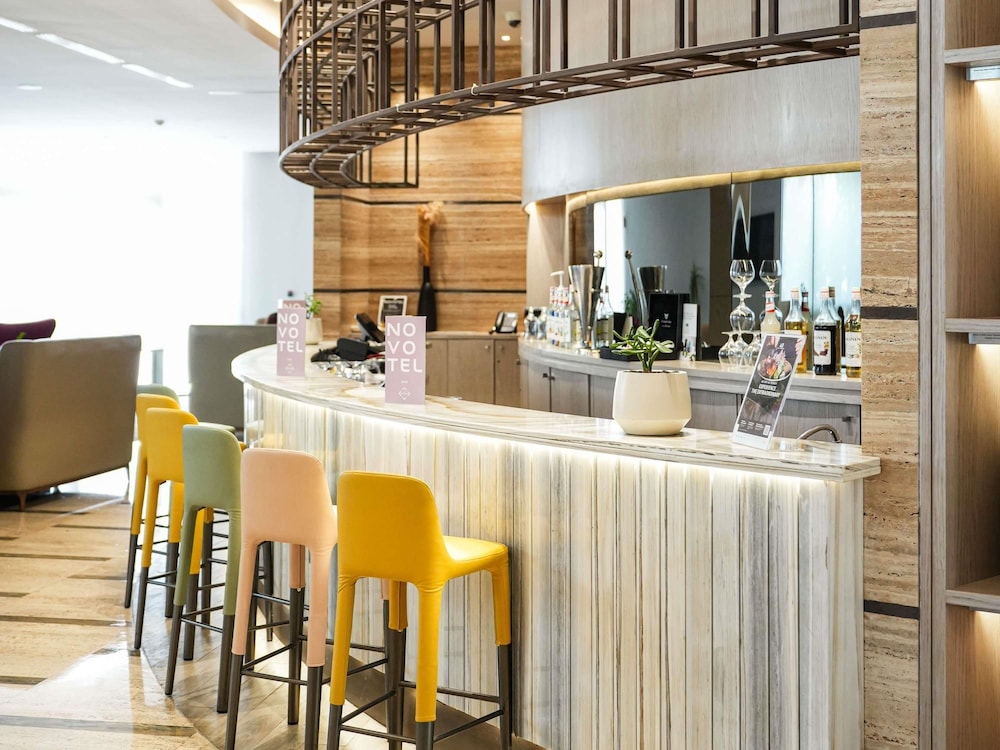 NOVOTEL TUNIS LAC 37/49