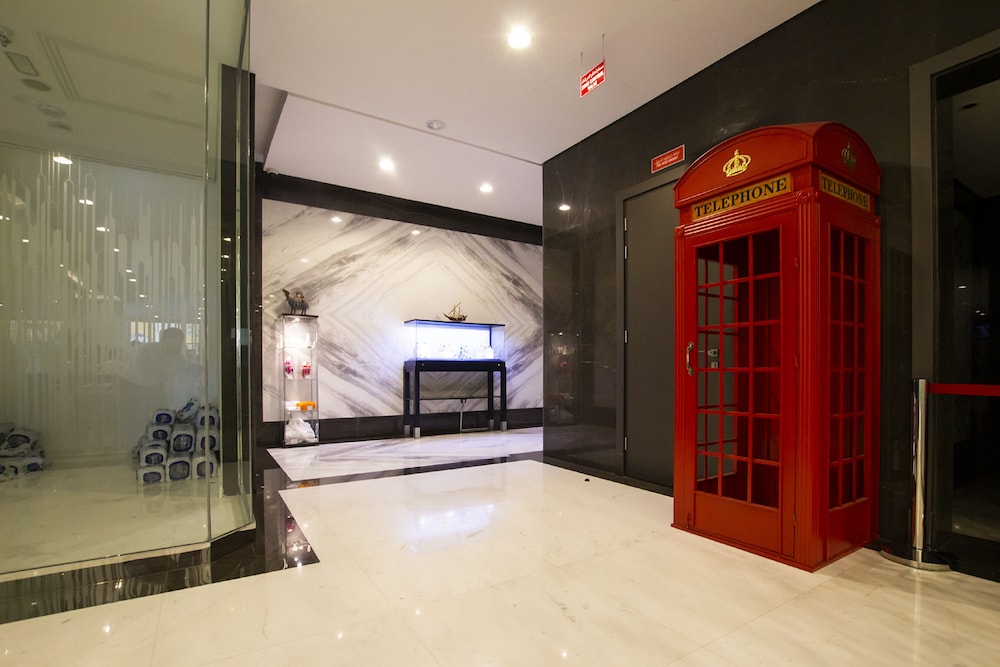 TIME Onyx Hotel Apartments 5/47