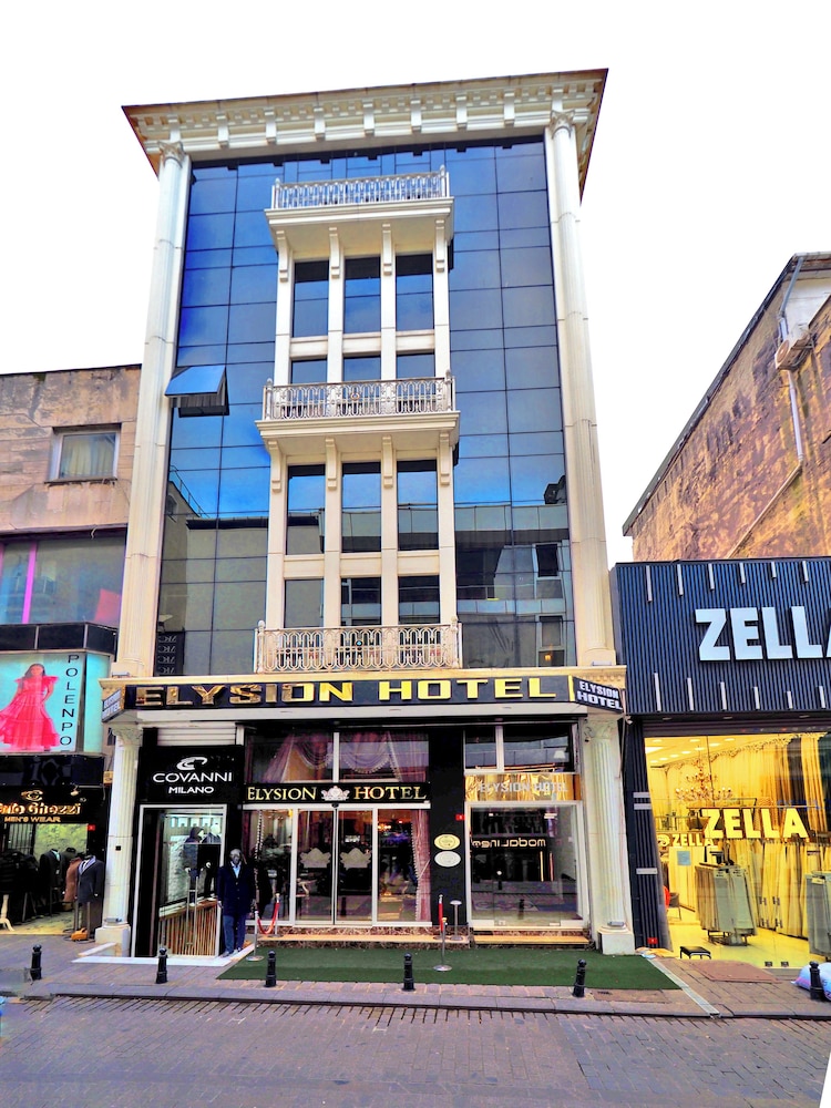 Elysion Hotel 2/48