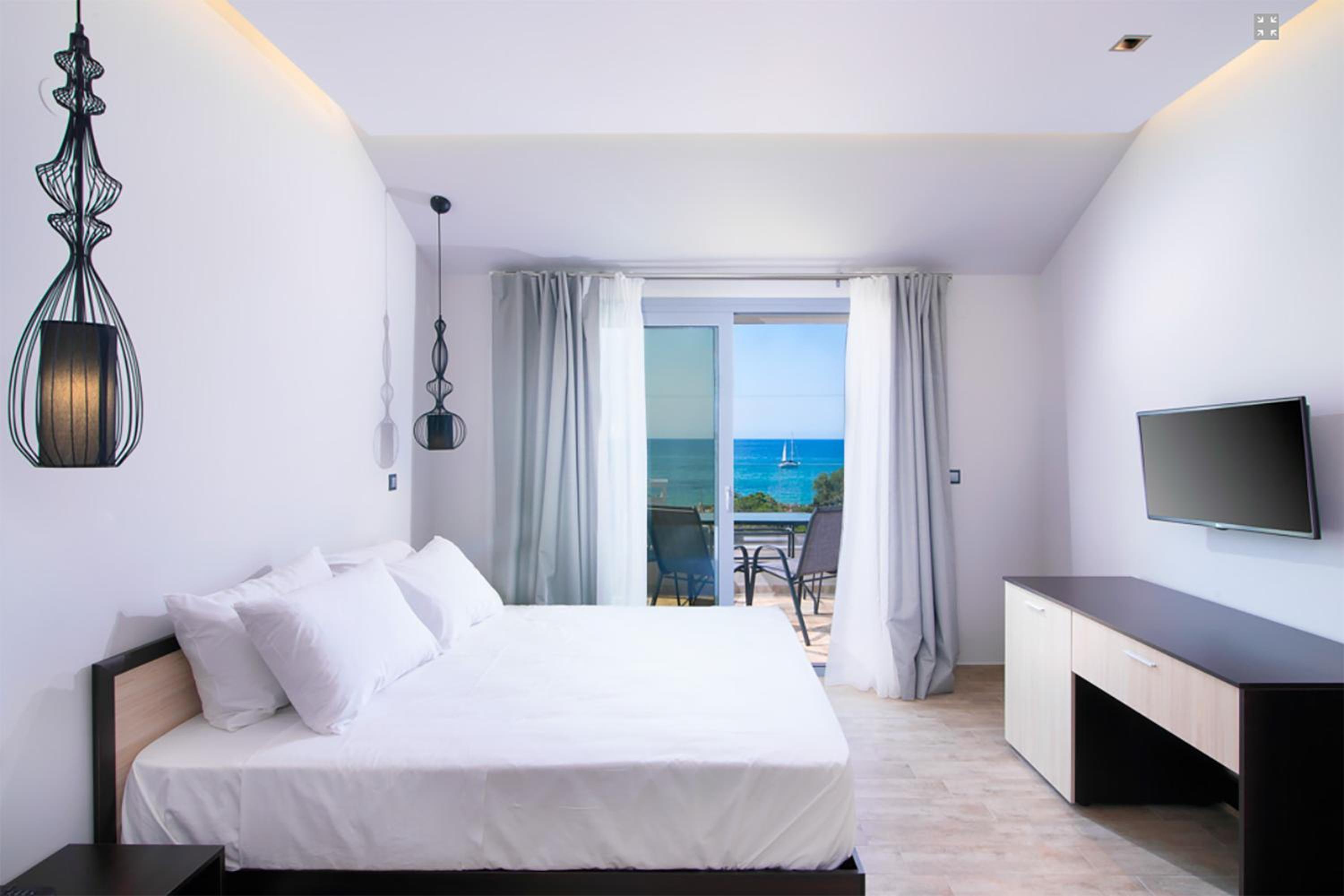 The Dome Luxury Hotel 25/60