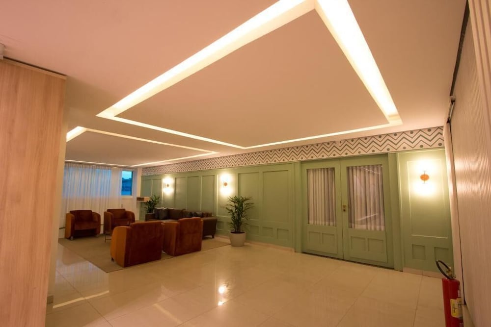 Golden Ville Hotel 35/66
