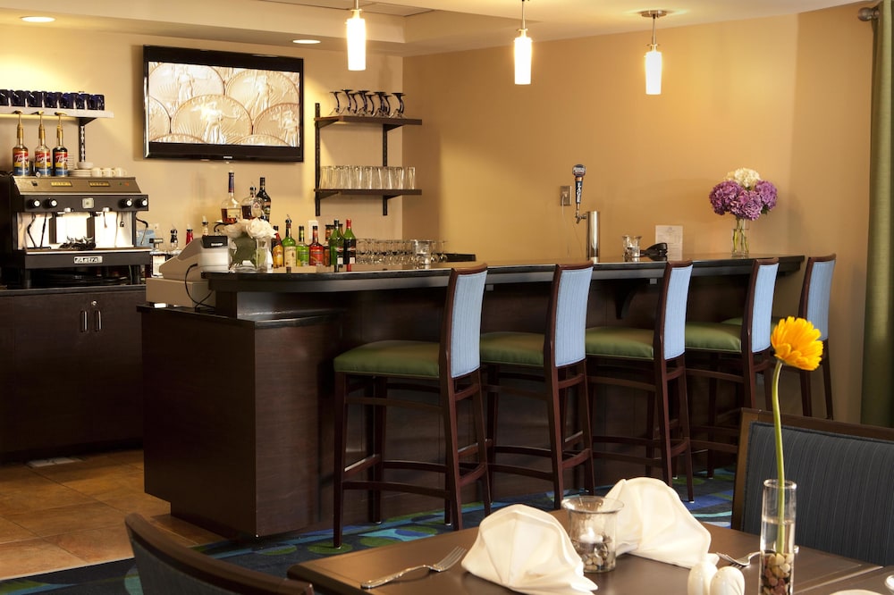 Wylie Inn And Conference Center At Endicott College 6/42