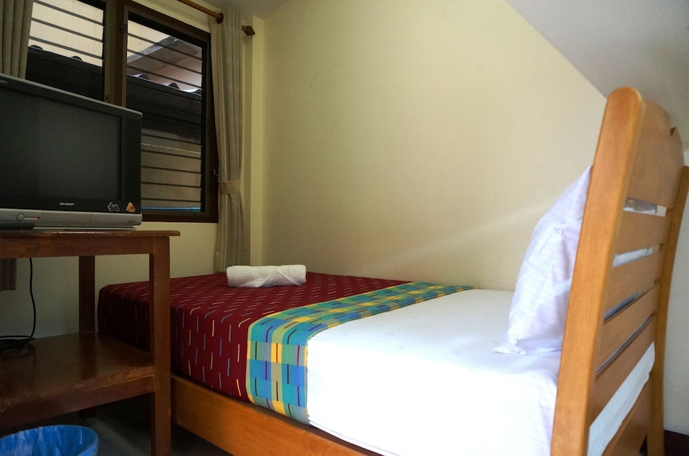 Baan Taweesuk 12/55