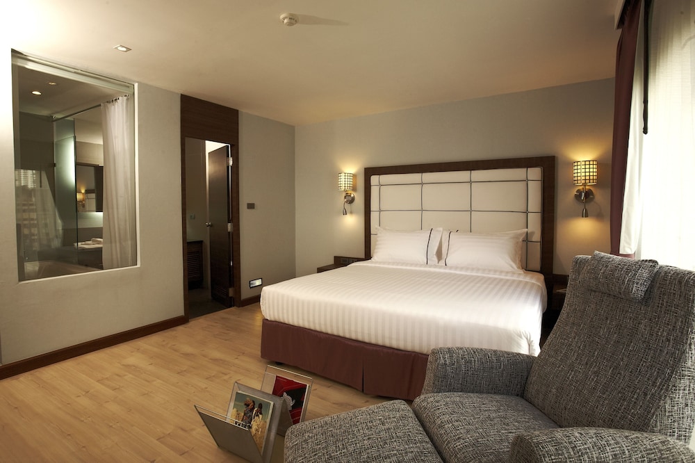 S Sukhumvit Suites Hotel 19/57