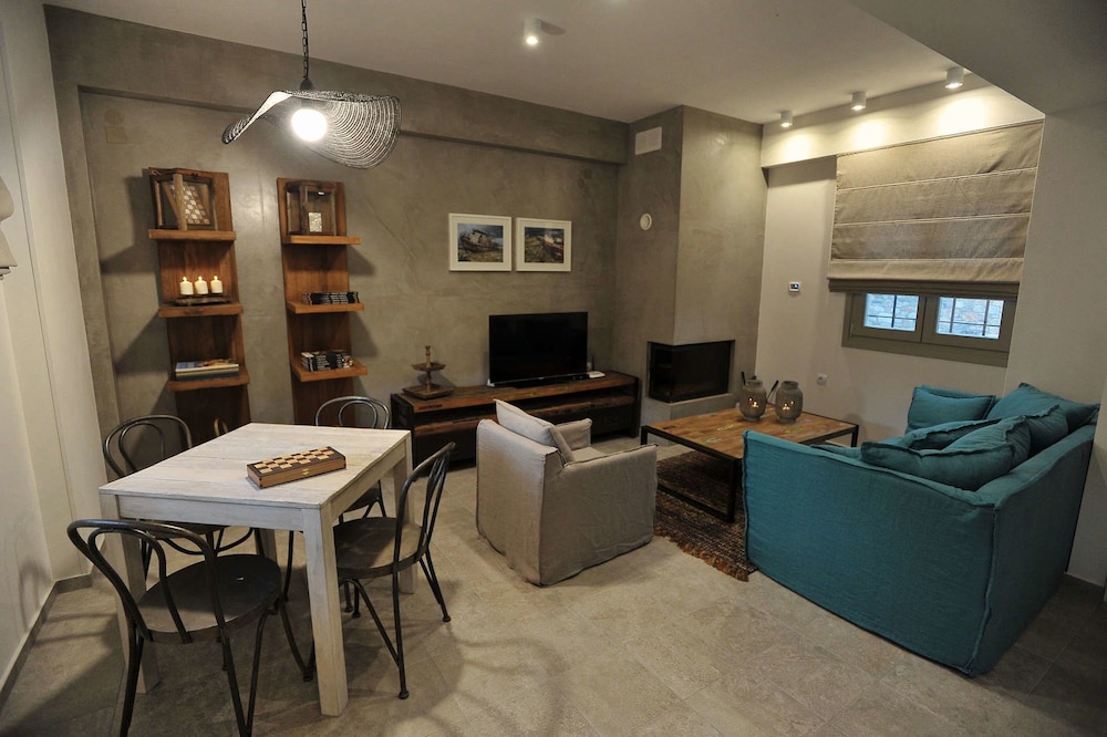 Chroma Pelion Villas 42/54