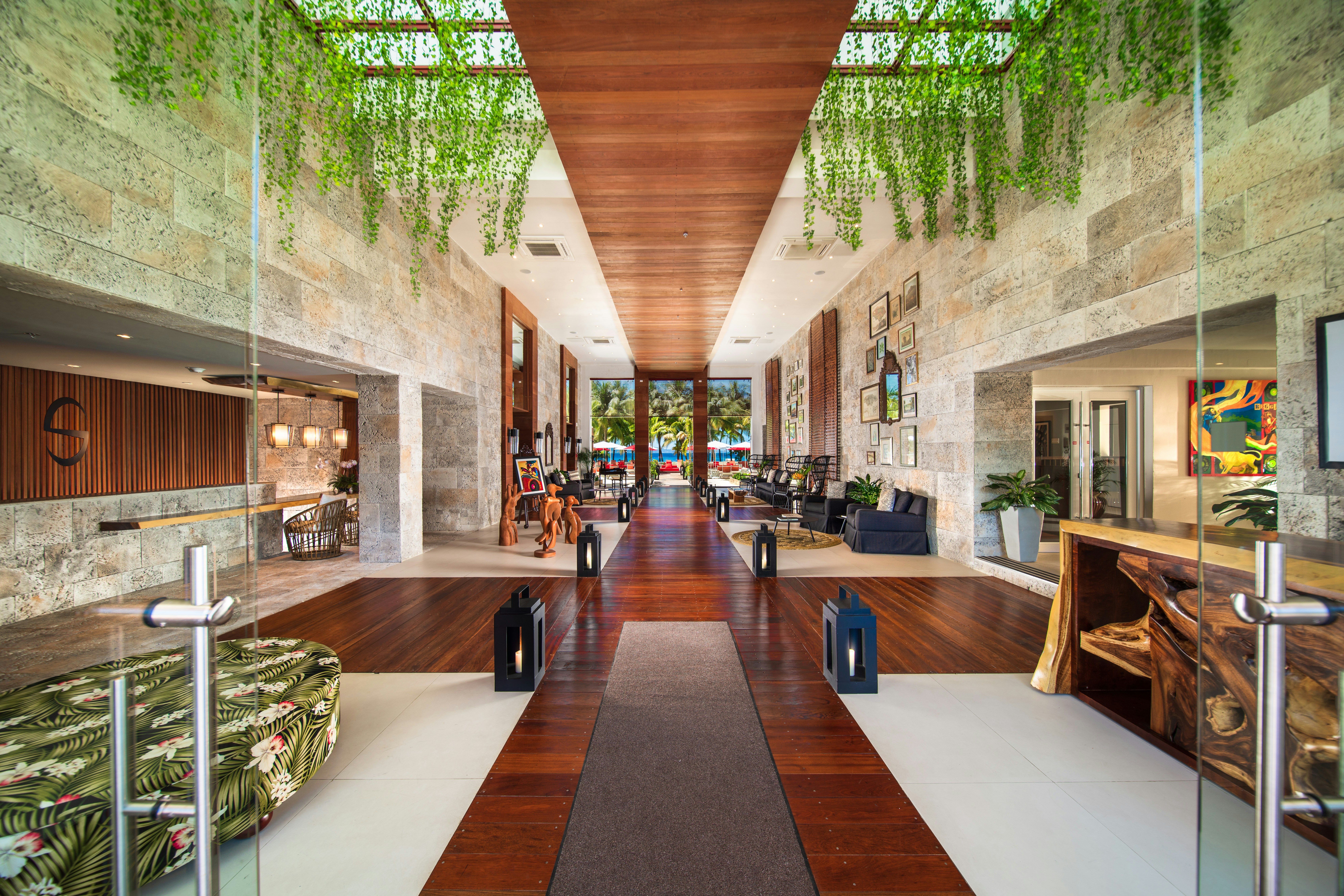 S Hotel Montego Bay 50/78