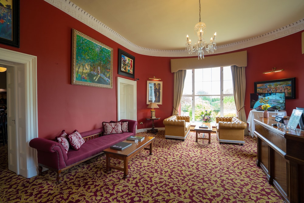 Castle Oaks House Hotel 37/58