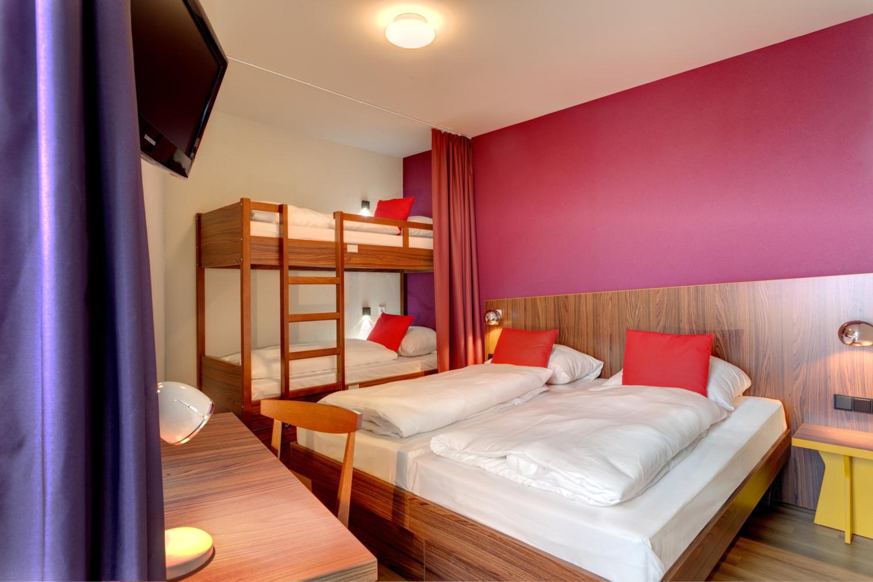 Room, Quadruple, Twin Beds, Bunk Bed