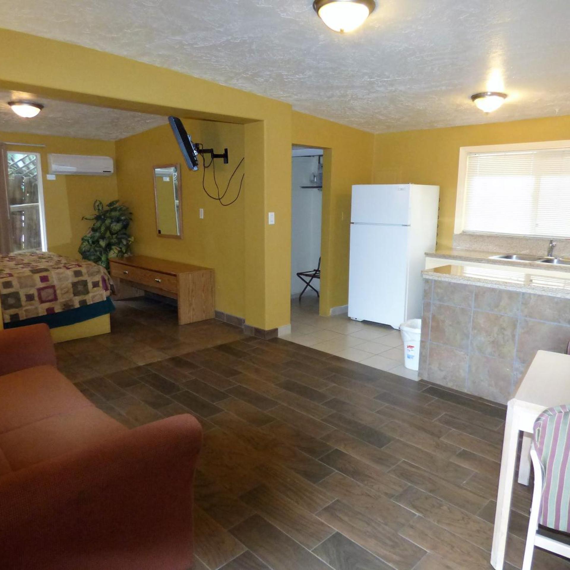 Sands Motel 1/28