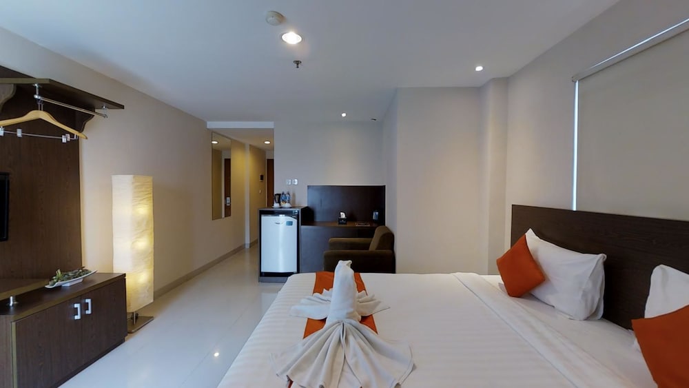 The Gloria Suites Jakarta 13/48