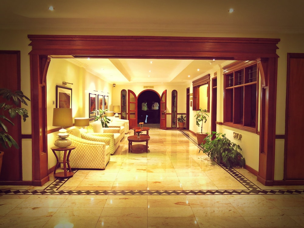 Sovereign Hotel 20/50