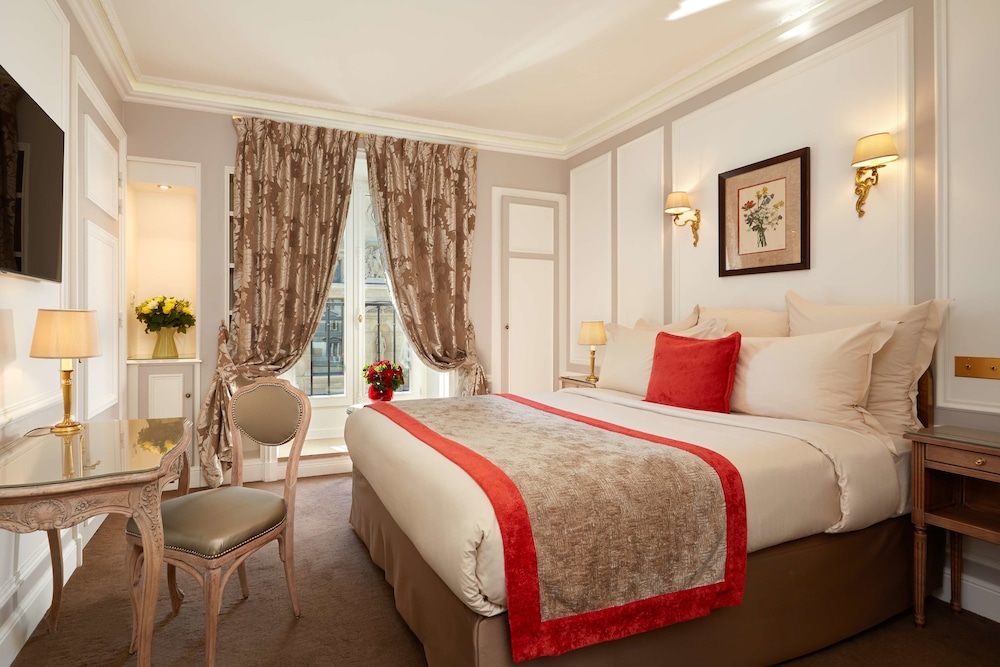 Hotel Regina Louvre 30/60