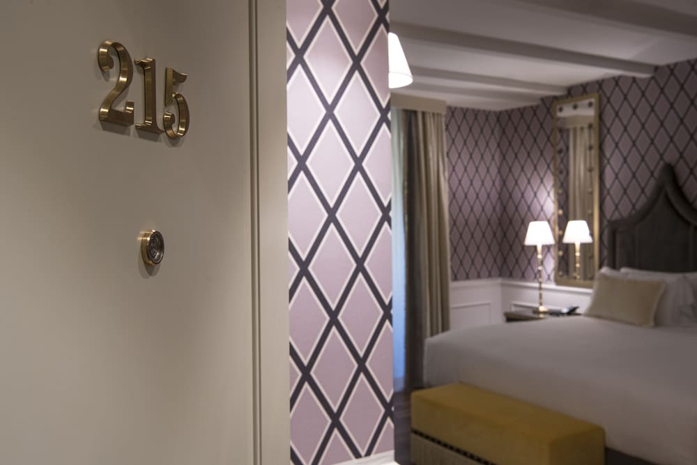 IL Tornabuoni The Unbound Collection by Hyatt 27/50