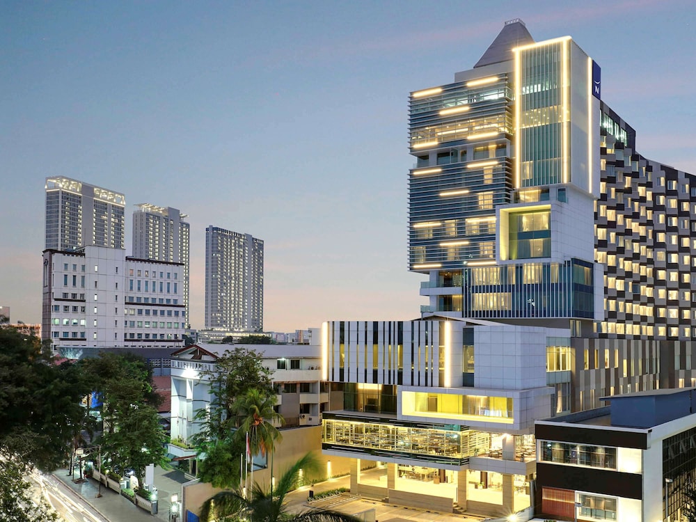 Novotel Jakarta Cikini 1/49