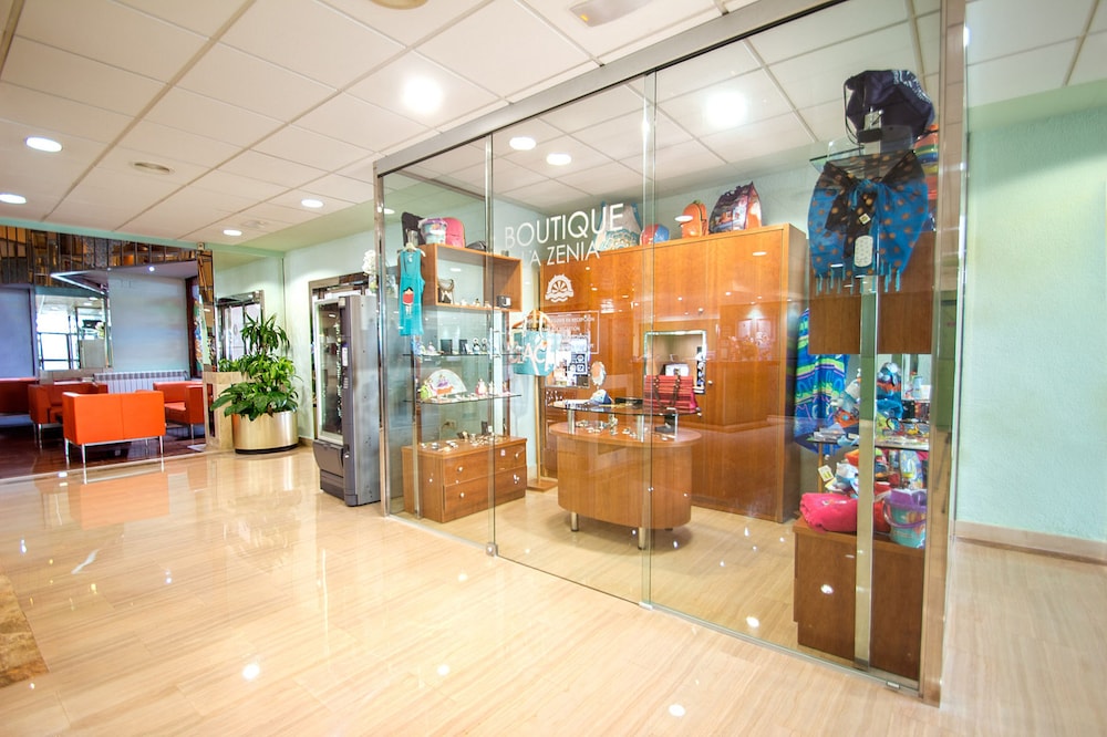 Hotel Servigroup La Zenia 8/50