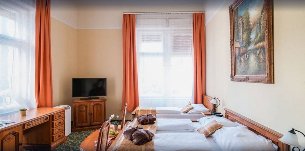 City Hotel Unio Superior 11/40