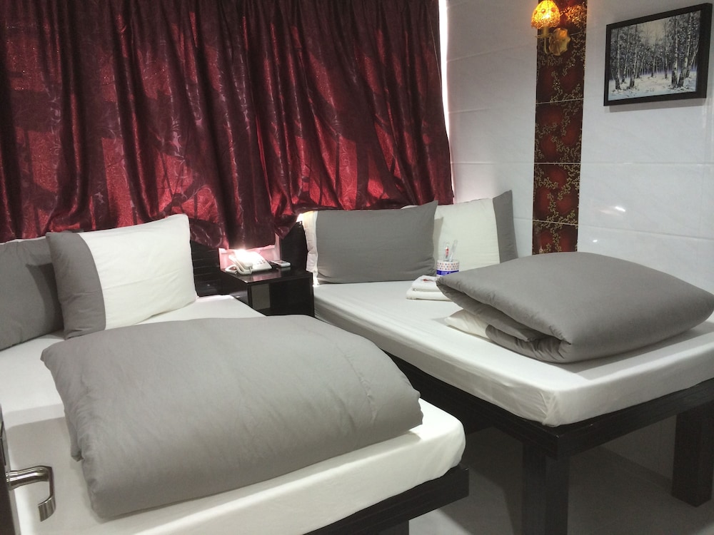 Canada Hotel 24/50