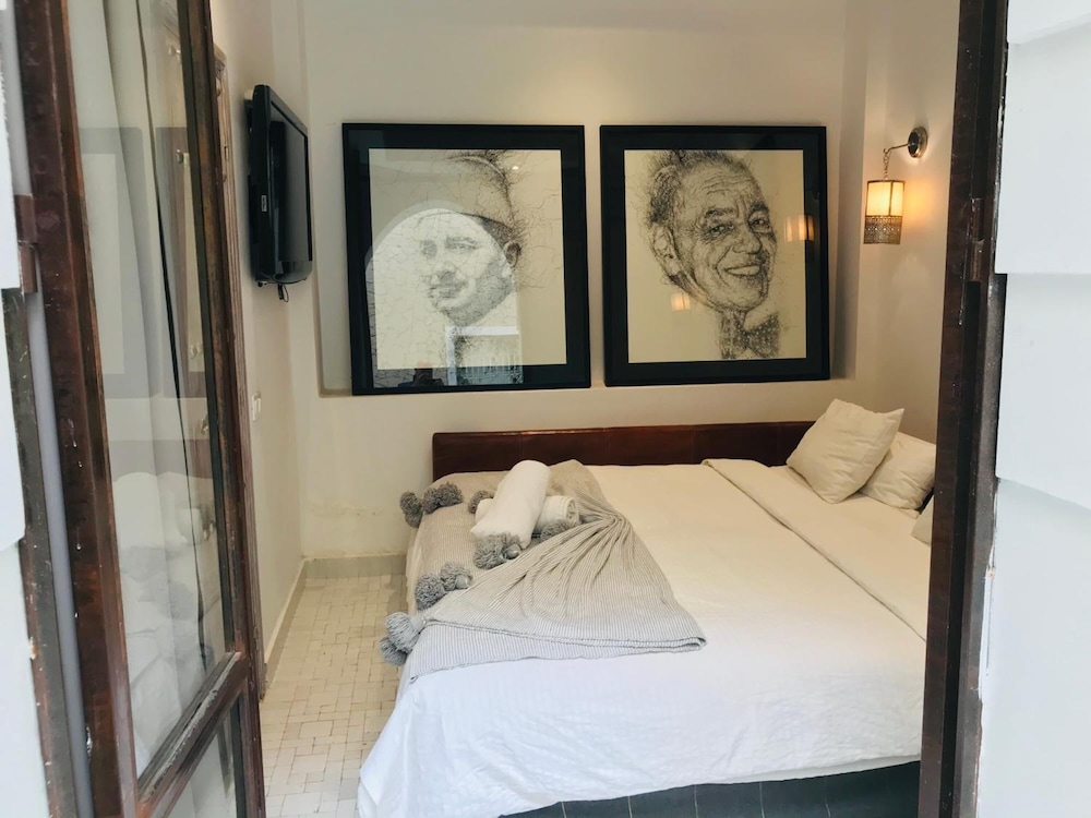 Bck Art Riad 15/43