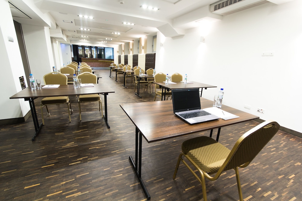 Park Hotel Diament Zabrze 38/48