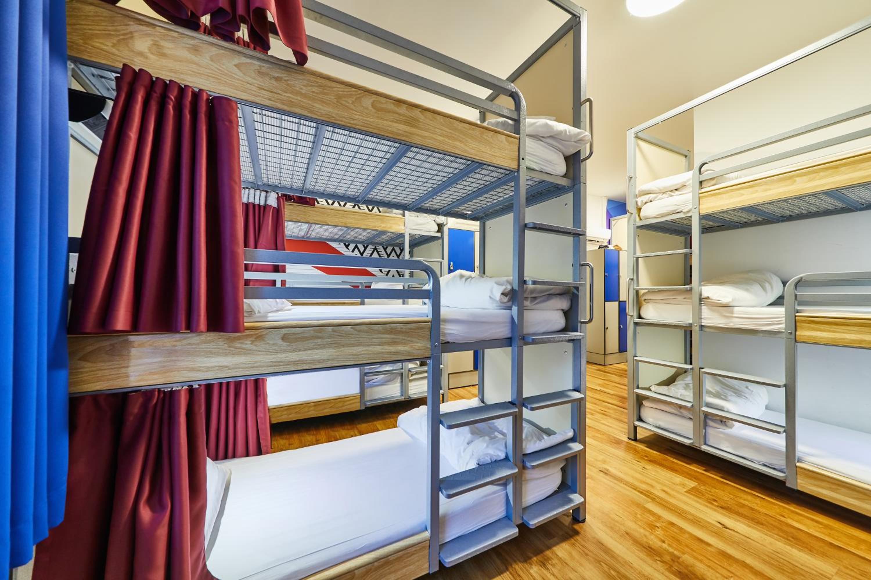 Mixed Dorm, Triple, 21 Beds, External Bathroom