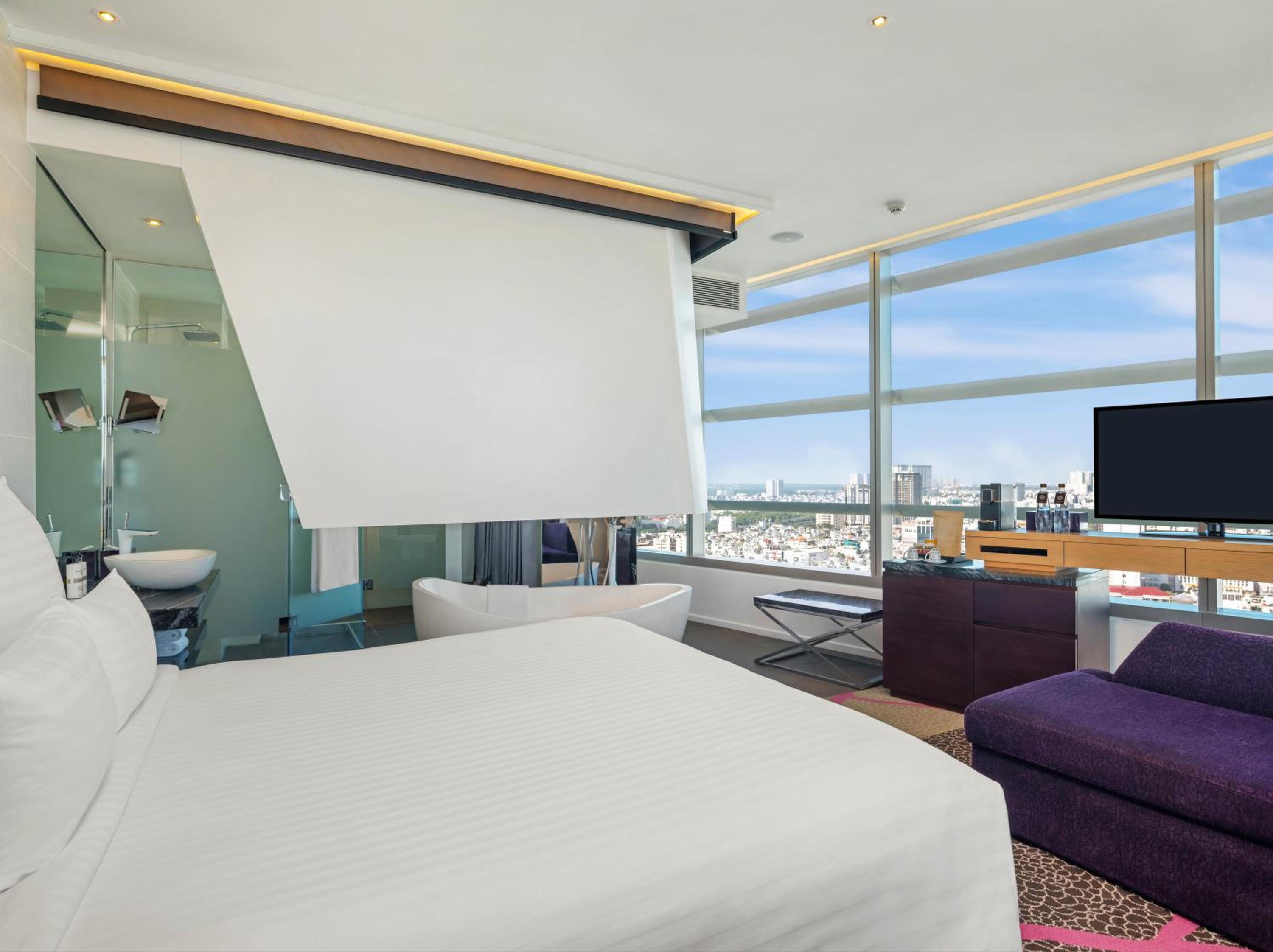 Executive, King Bed, Executive Lounge Access