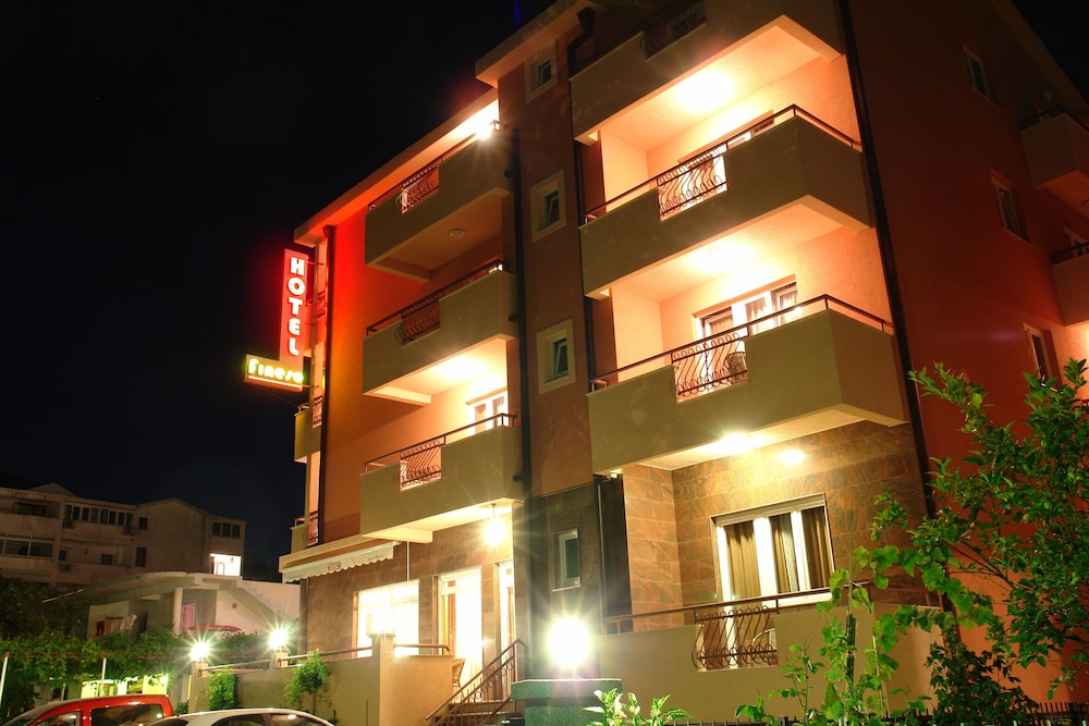 Garni Hotel Fineso 1/50